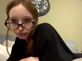 Camgirl MaeganCepero en live webcam amateur
