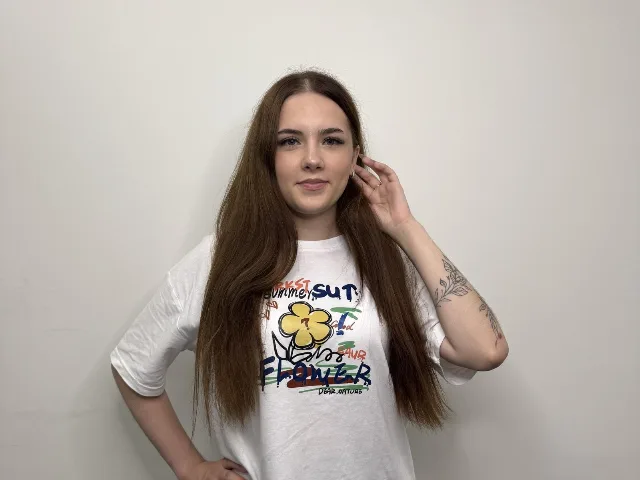 Camgirl ValKastor en live webcam amateur