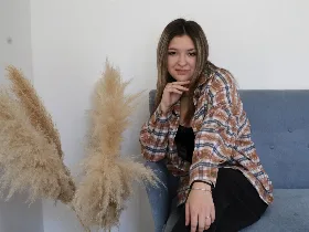 Camgirl EmiliaHog en live webcam amateur