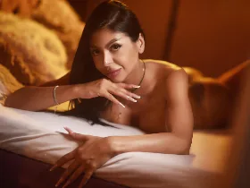 Camgirl AvaNoah en live webcam amateur