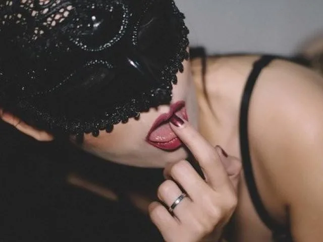 Camgirl DeidyHott en live webcam amateur