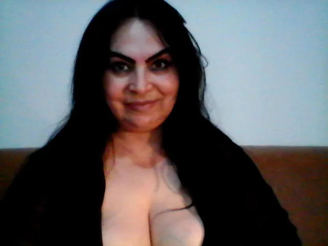 Camgirl MagicalSmile en live webcam amateur sur Mustvideos