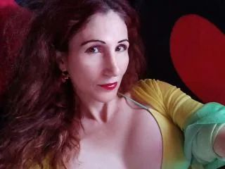 Camgirl LovaLove en live webcam amateur sur Mustvideos