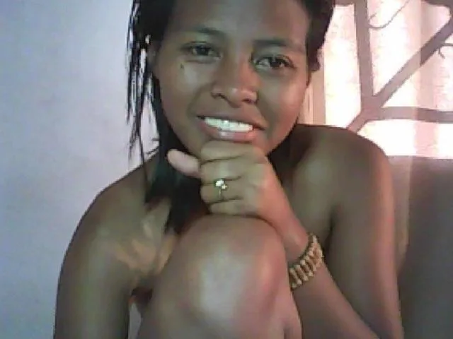 Camgirl Donalice en live webcam amateur
