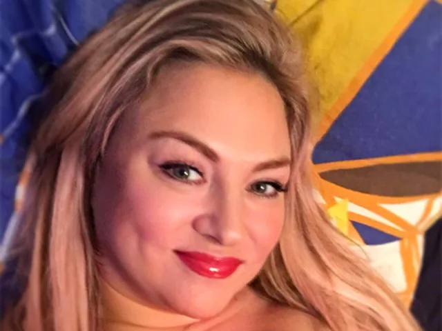 Camgirl BeauxSeinsX en live webcam amateur