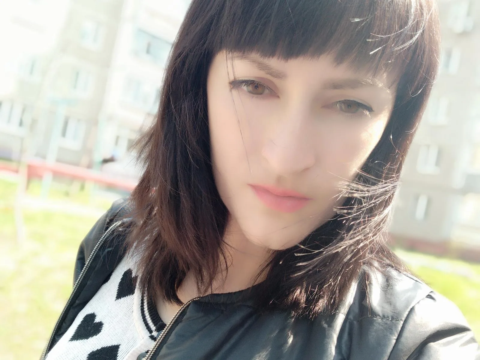 Camgirl AlexaRosebud en live webcam amateur sur Mustvideos