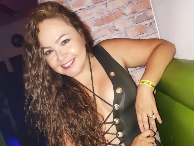 Camgirl KhloeRay en live webcam amateur