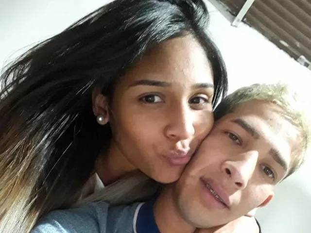 Camgirl LoversLatinos en live webcam amateur