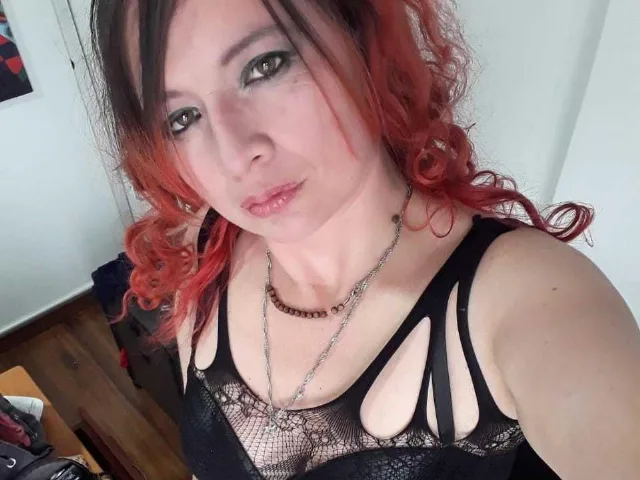 Camgirl SinfulOriginal en live webcam amateur
