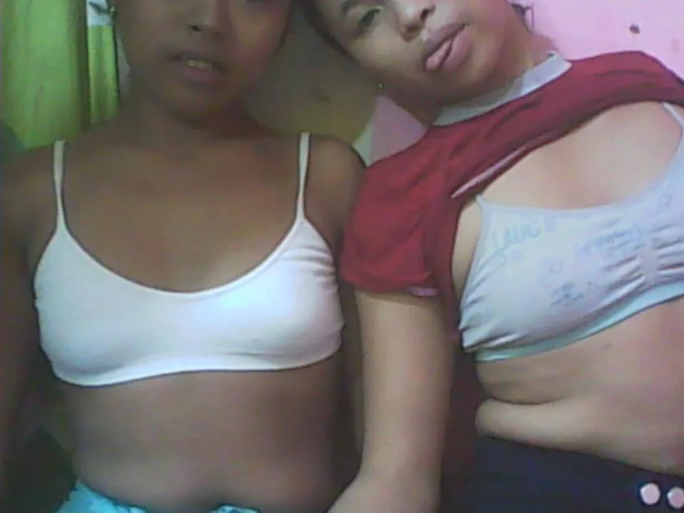 Camgirl AmourenDuo en live webcam amateur sur Mustvideos