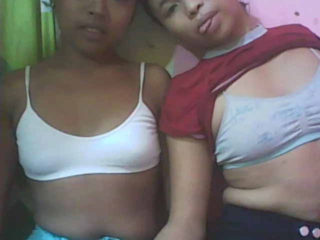 Camgirl AmourenDuo en live webcam amateur
