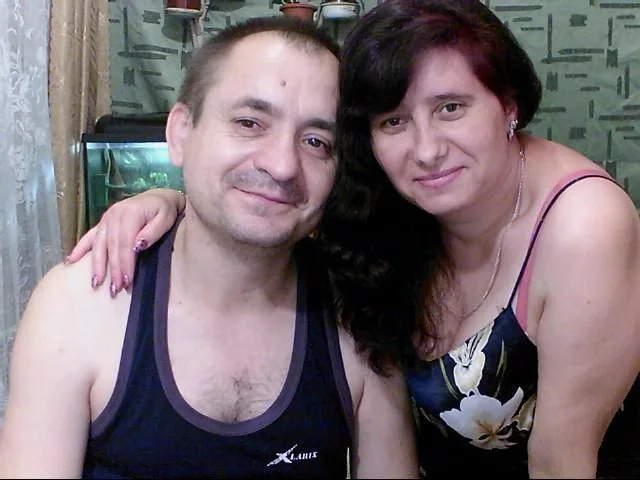 Camgirl ParaoLiliya en live webcam amateur