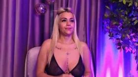 Camgirl CandyBlondeX online - live webcam chat