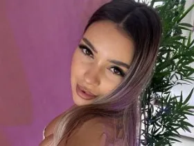 Camgirl ArtTeasee online - live webcam chat