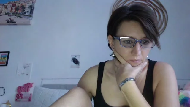missexy06 camgirl live amateur webcam