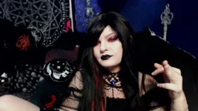 DomKylina camgirl live amateur webcam