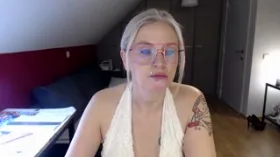 ninalove148 camgirl live amateur webcam