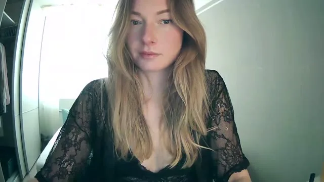 Sofieonline camgirl live amateur webcam