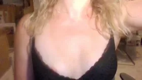 Mellanii camgirl live amateur webcam