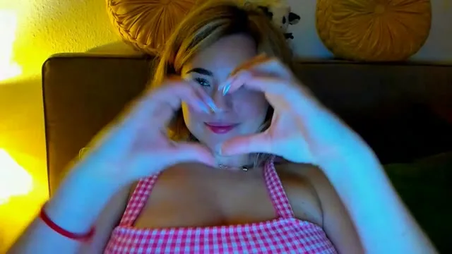 Perfect camgirl live amateur webcam