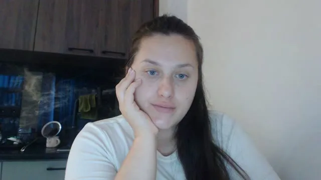 Pearl camgirl live amateur webcam