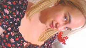 WhiteDiamond camgirl live amateur webcam
