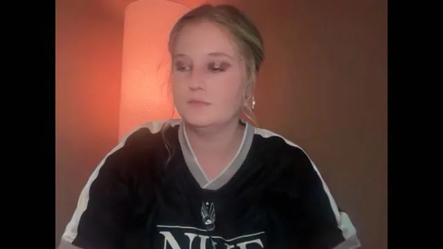 Chacha camgirl live amateur webcam