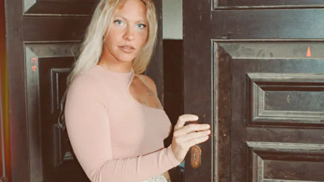 Sweetamelie camgirl live amateur webcam