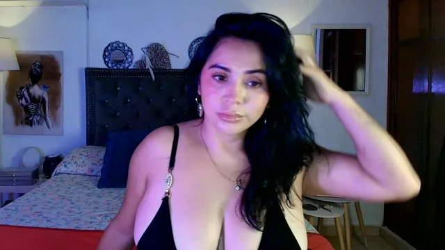 MandyTaylor camgirl live amateur webcam