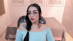 LillyFlame camgirl live amateur webcam