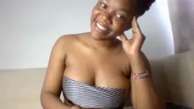 sexypetite camgirl live amateur webcam