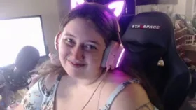 Thickchan camgirl live amateur webcam