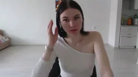 LittlEmma camgirl live amateur webcam