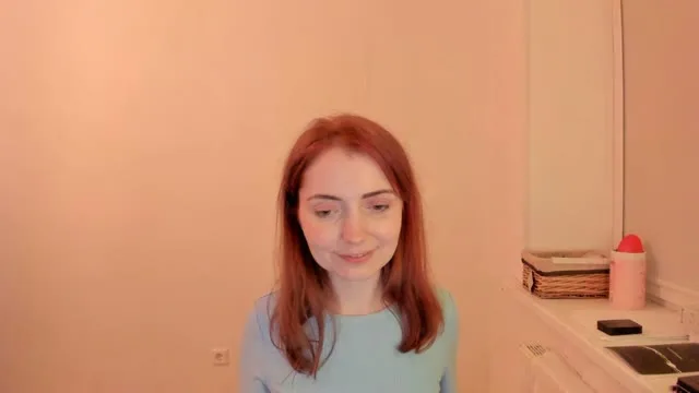redsummer camgirl live amateur webcam