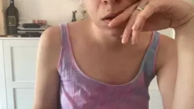 Meredith098 camgirl live amateur webcam