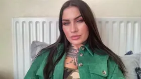 LaraBB camgirl live amateur webcam