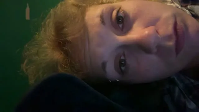 Roxxi6969 camgirl live amateur webcam