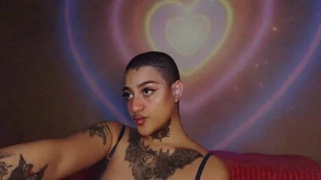 RosieRose camgirl live amateur webcam