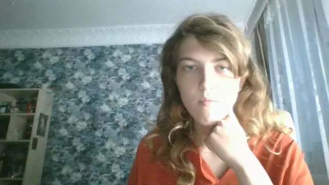laurawitch camgirl live amateur webcam