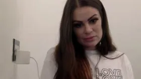 NikkiSikk camgirl live amateur webcam