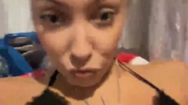 hotgyalrave camgirl live amateur webcam