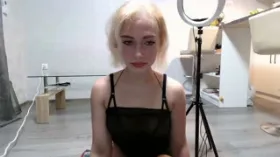 PinkCake camgirl live amateur webcam