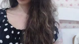 SweetVenus camgirl live amateur webcam