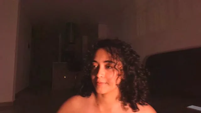LiLi20 camgirl live amateur webcam