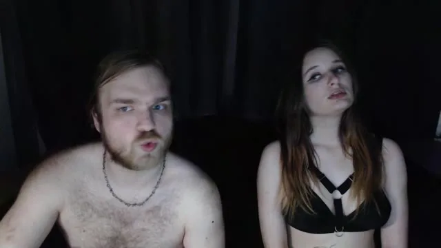 Daddyandpup camgirl live amateur webcam