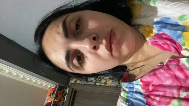 sweetceline camgirl live amateur webcam