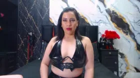 RoseChap camgirl live amateur webcam