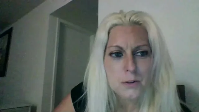 FLAWLESS camgirl live amateur webcam