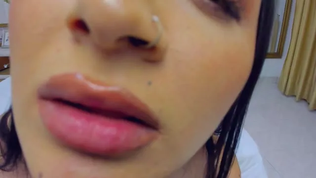 PamelaLiss camgirl live amateur webcam