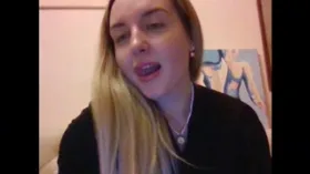 LittleHoney camgirl live amateur webcam